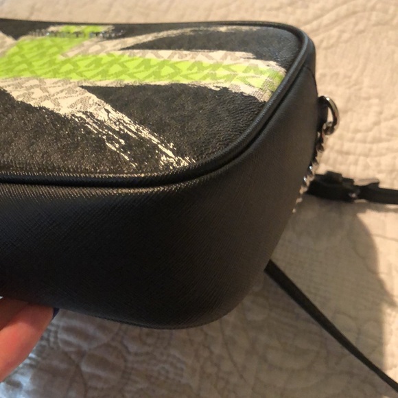 Michael Kors black crossbody neon Union Jack bag - Picture 9 of 11